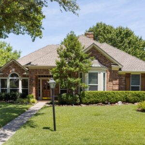 6645 Barlcay Lane Garland, Texas